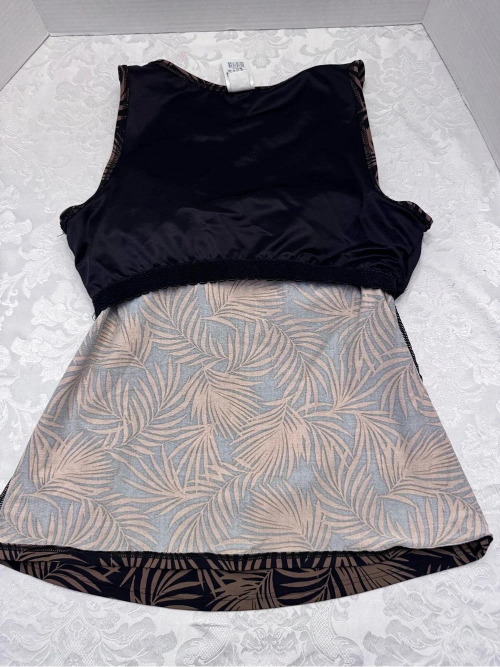 Lands’ End 12D High Neck Modest Tankini Swimsuit Top‎ Palm Leaf Brown Resort